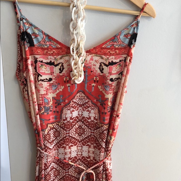 Long maxi with adjustable straps, in side slit. - Picture 3 of 8